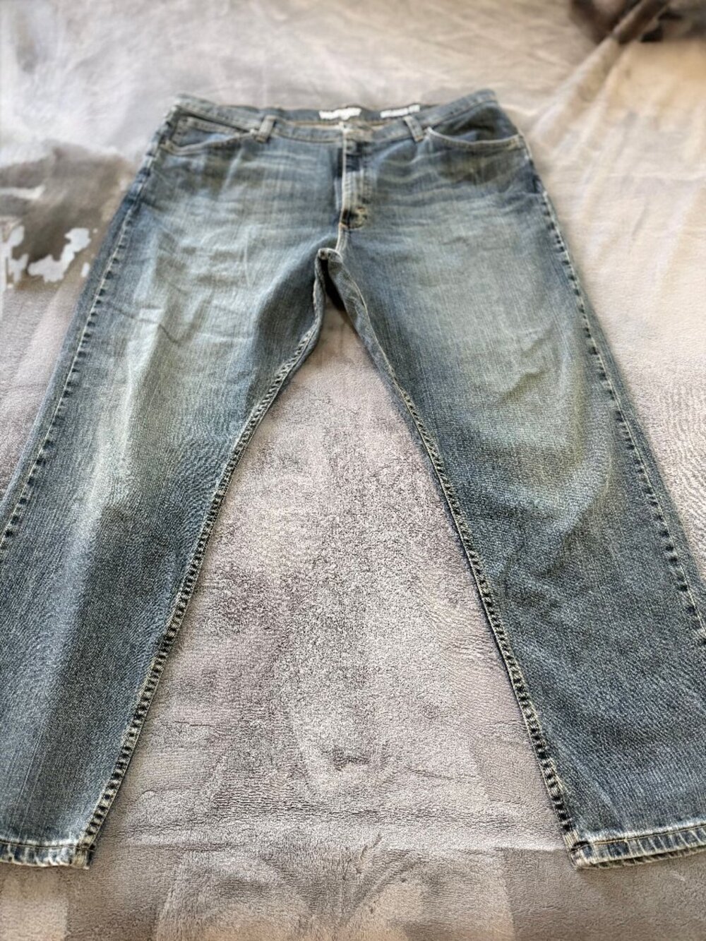 Men's Relaxed Fit Jeans- Wrangler